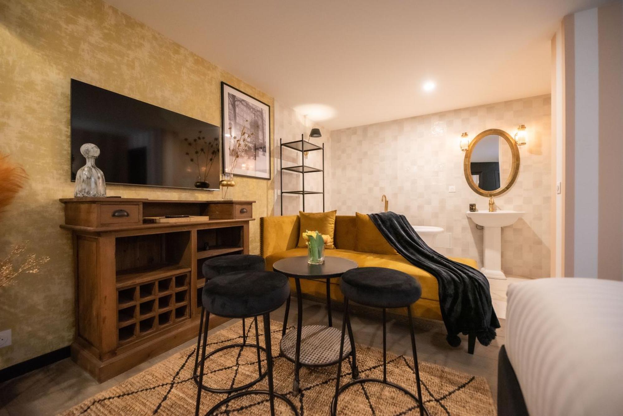 Monsieur Montmartre - Moulin Rouge Residence 파리 외부 사진